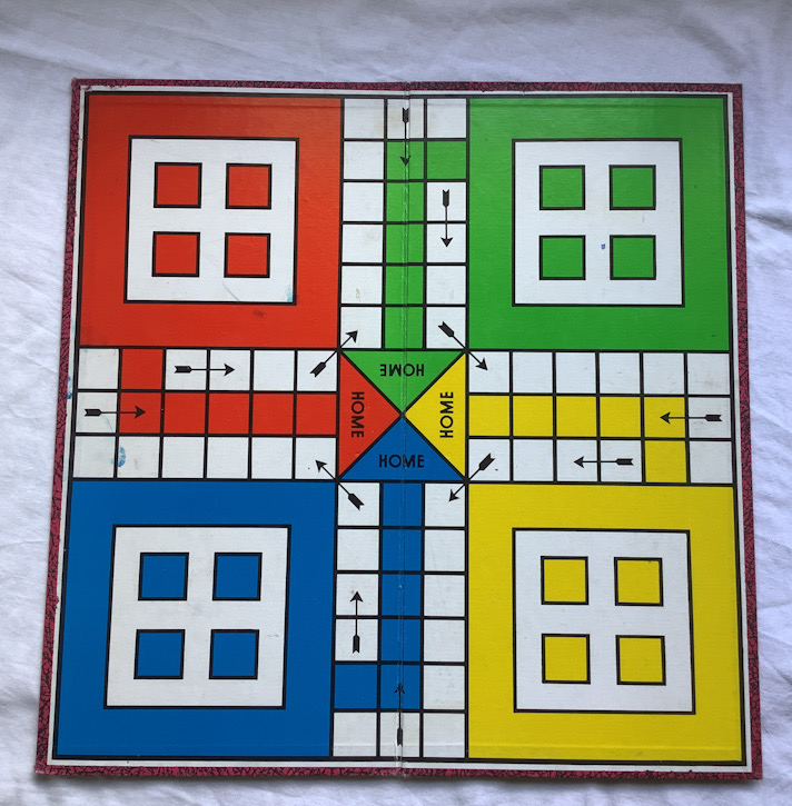 1950s New Zealand made Holdson's Ludo board game